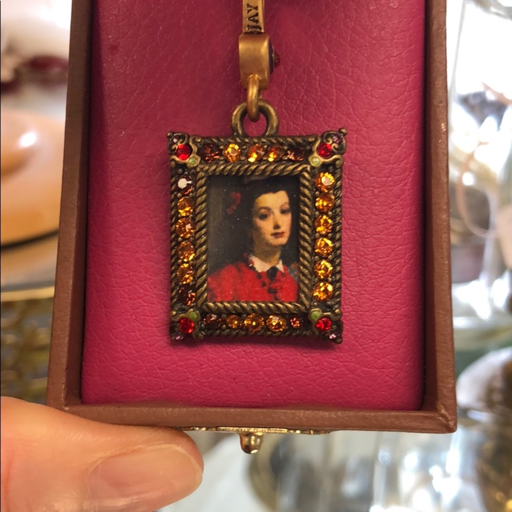 Vintage looking charm. Jay strongwater